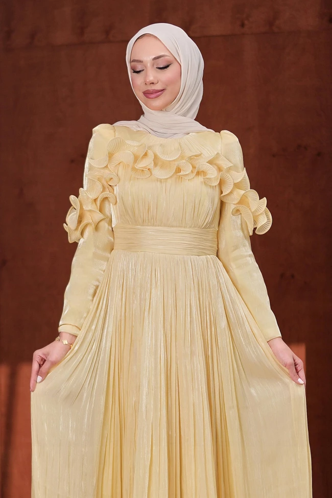 Sarı Yaka Ve Etek Ucu Fırfırlı Işıltılı Abiye