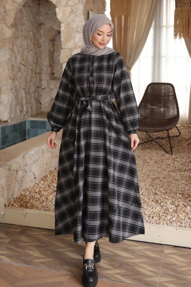 Siyah Ekose Desenli Kuşaklı Elbise