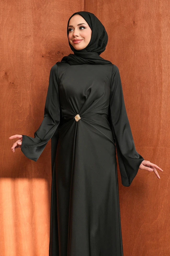 Siyah Önü Pelerinli Drapeli Saten Abiye