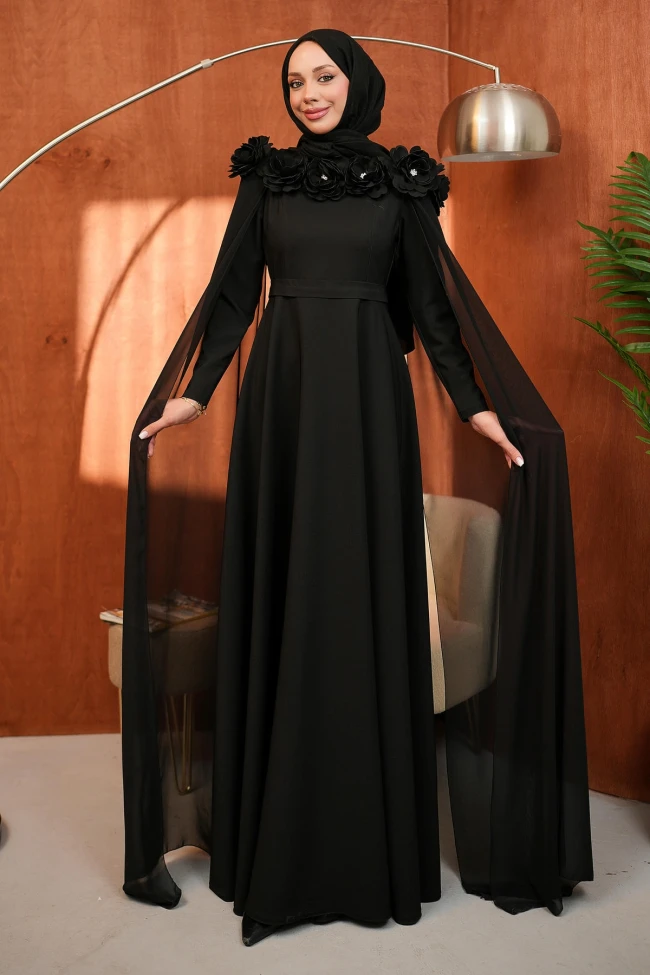 Siyah Yaka Çiçekli Pelerinli Abiye