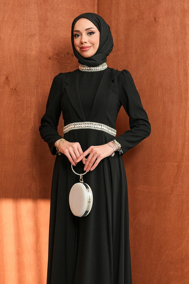 Siyah Yaka Detaylı Taşlı Abiye