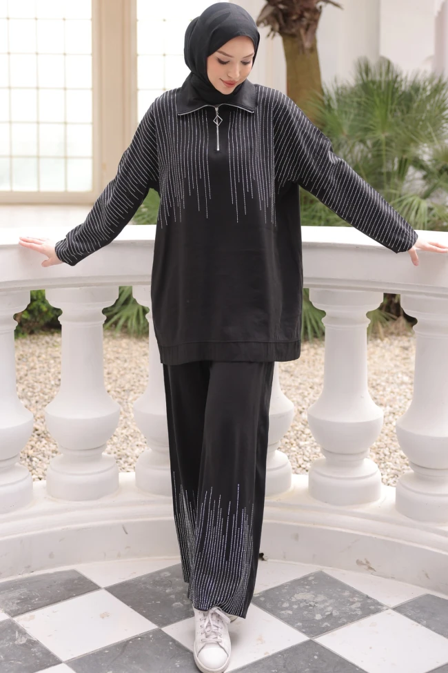 Siyah Yaka Fermuarlı Taş Detaylı Tunik Pantolonlu Takım