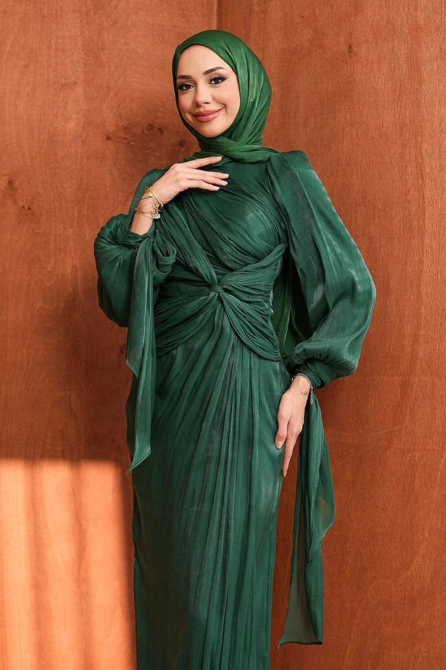 Zümrüt Yeşili Ön Detaylı Şifon abiye