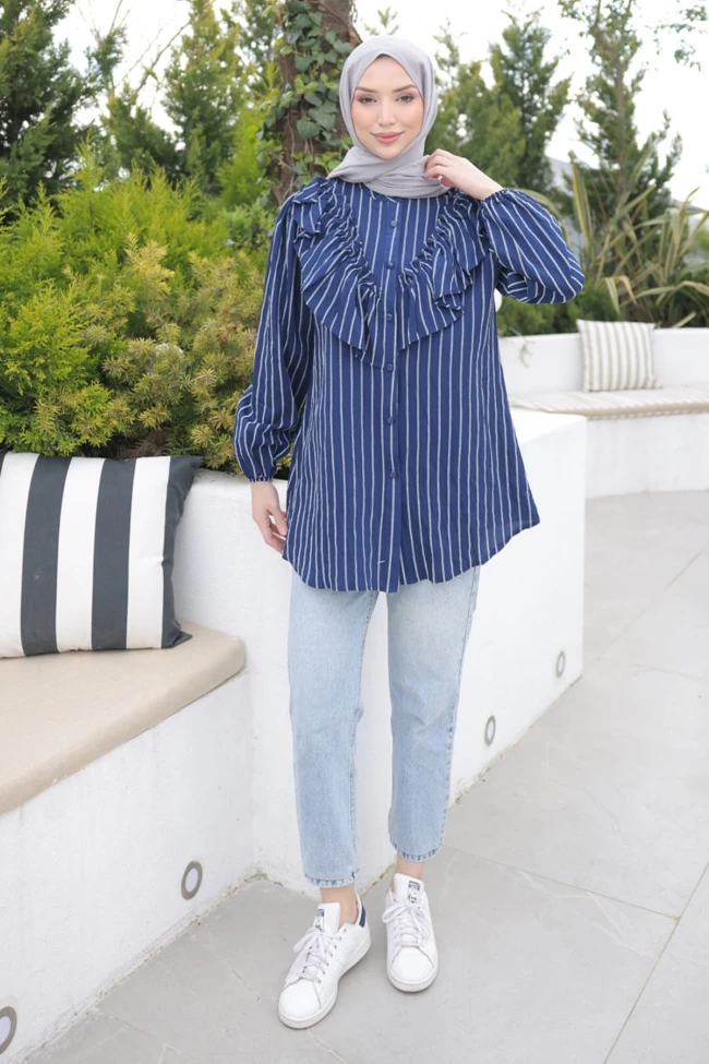 Lacivert Yaka Detaylı Kol Lastikli Çizgili Gömlek