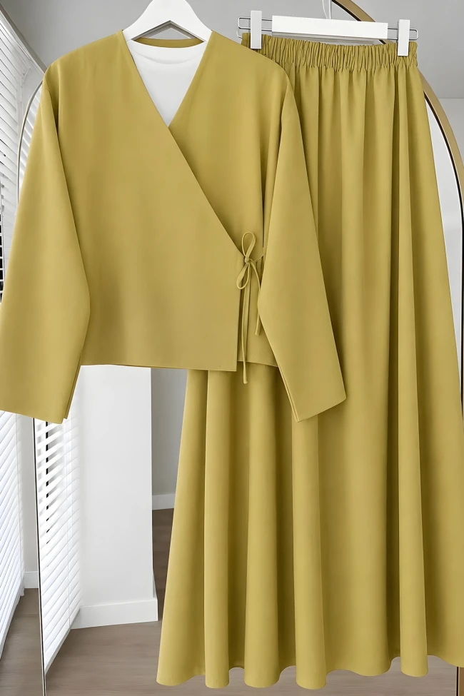 Yeşil Yandan Bağlamalı Dabıl Kimono Etekli Takım