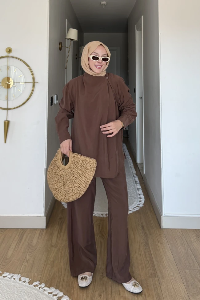 Kahverengi Yaka Detaylı Tunik Pantolonlu Modal Takım