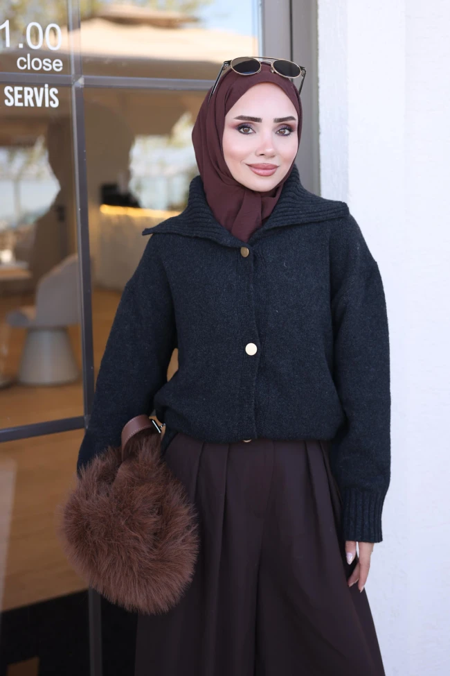 Antrasit Düğmeli Yumoş Dokulu Triko Hırka