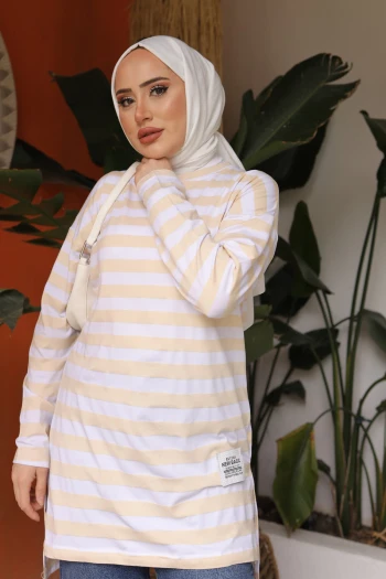 Bej Bisiklet Yaka Çizgili Yırtmaçlı Tunik
