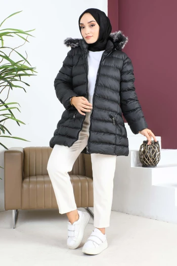 Siyah Büyük Beden Kapüşonlu Kısa Şişme Mont