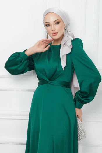 Zümrüt Yeşili Bağlama Detaylı Saten Abiye