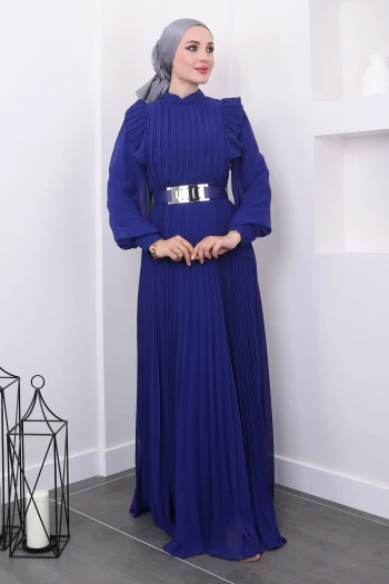 Saks Yakası Fırfırlı Piliseli Kemerli Şifon Abiye