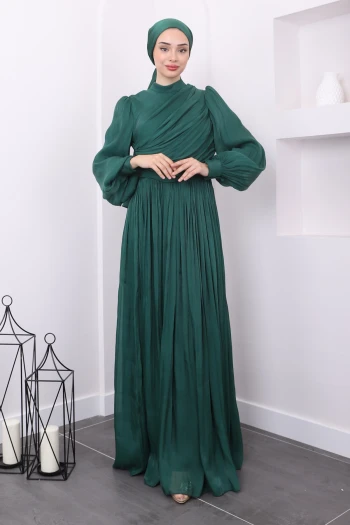 Zümrüt Yaka Detaylı Balon Kol Abiye