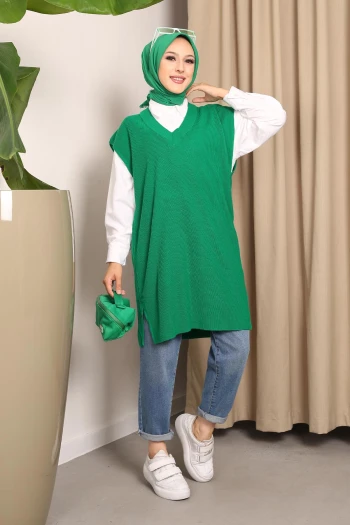 Yeşil V Yaka Yırtmaçlı Selanik Triko Süveter