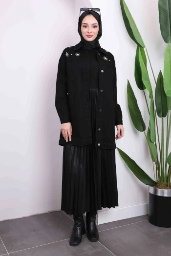 Siyah Cepli Taş Detaylı Kot Ceket