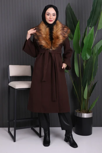 Kahverengi Yaka Kürklü Kaşe Kaban