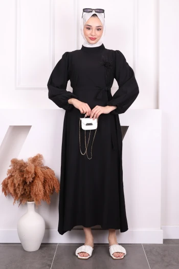 Siyah Balon Kol Kuşaklı Elbise