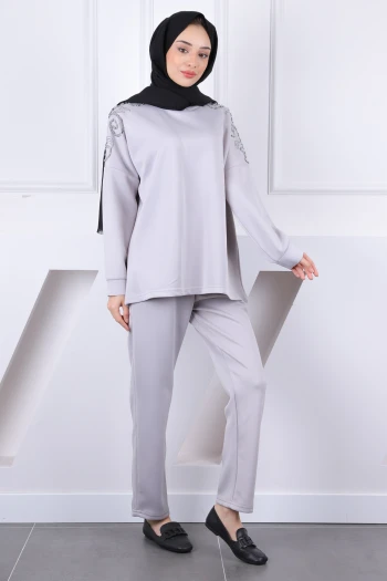 Gri Omzu Taşlı Scuba Takım