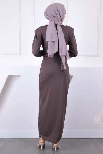 Kahverengi Ön Büzgülü Vatkalı Elbise