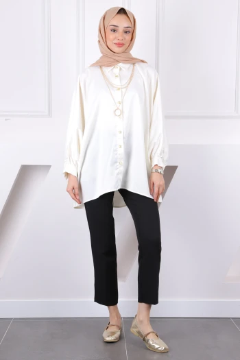 Krem Kolyeli Oversize Saten Gömlek