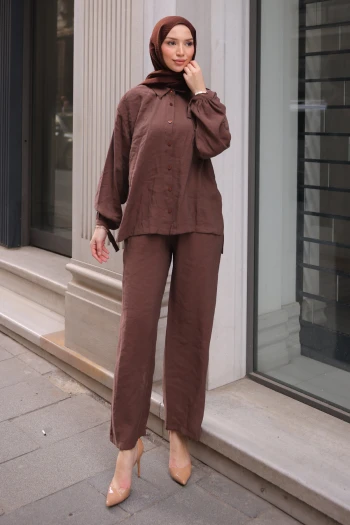 Kahverengi Yırtmaçlı Tunik Pantolonlu Takım