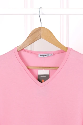 Pembe V Yaka Kısa Kol T-Shirt