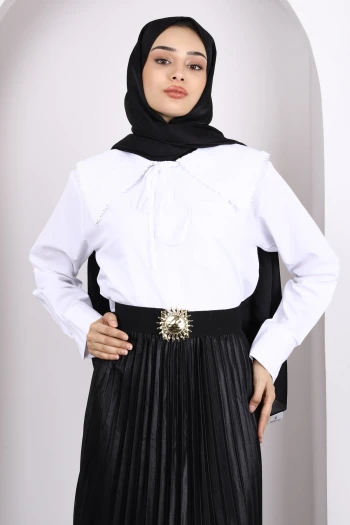 Ekru Yaka Fisto Detaylı Gömlek