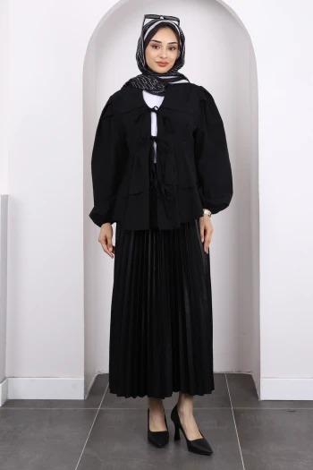 Siyah Ön Bağlamalı Katlı Tunik