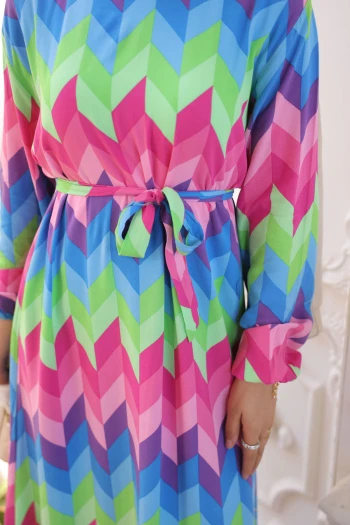 Yeşil Mavi Desenli Eteği Katlı Viscon Elbise