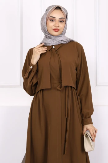 Kahverengi Cepli Bel Kuşaklı Elbise
