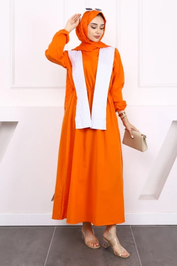 Orange Yaka Detaylı Bel Lastikli Elbise