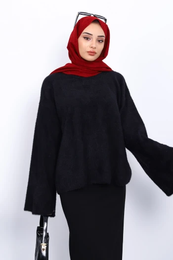 Siyah Bisiklet Yaka Oversize Sakal Triko Kazak