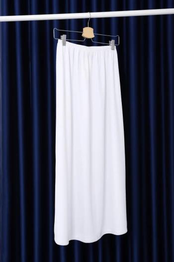Beyaz Bel Lastikli Etek Astar