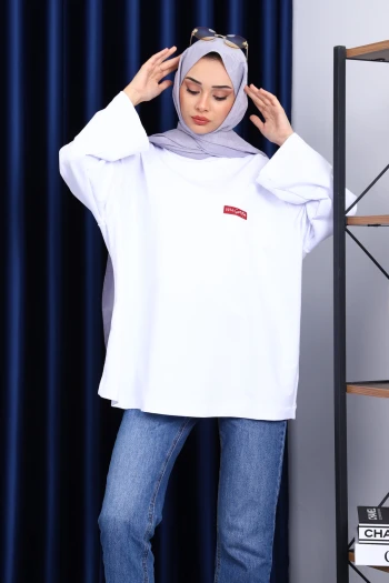 Beyaz Bisiklet Yaka İki İplik Oversize Sweatshirt