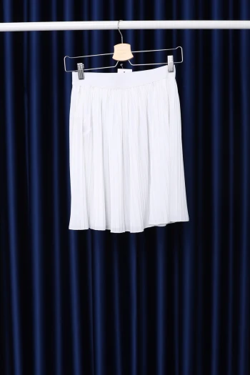 Ekru Lastikli Piliseli İçlik