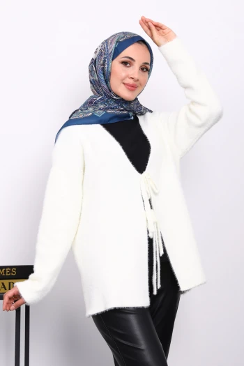 Ekru Ön Bağlamalı Angora Yumoş Hırka