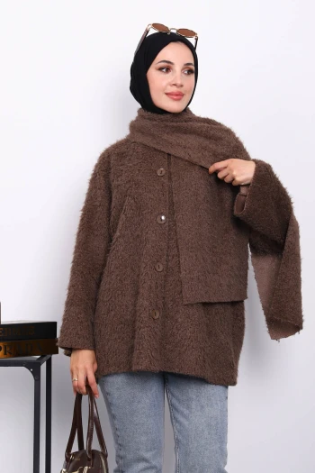 Kahverengi Atkılı Detaylı Düğmeli Angora Ceket
