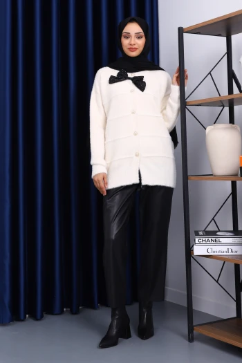 Krem Fiyonk Detaylı Angora Yumoş Triko Hırka