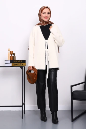 Krem Ön Bağlamalı Angora Yumoş Hırka