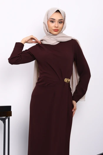 Mürdüm Önü Drapeli Tokalı Krep Elbise