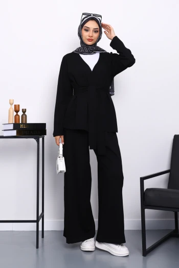 Siyah Bel Kuşaklı Pantolonlu Takım