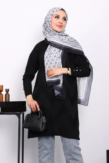 Siyah Soğuk İplik Bisiklet Yaka Triko Tunik