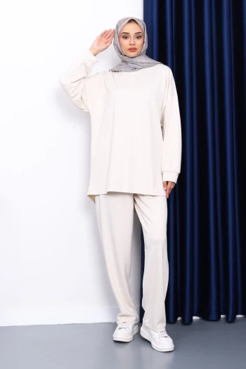 Taş Bisiklet Yaka Tunik Pantolonlu Takım