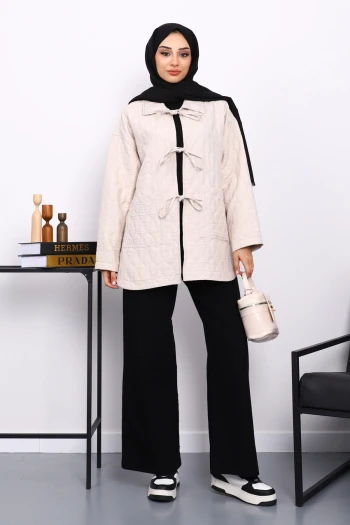 Taş Yakalı Çift Cepli Kapitone Ceket