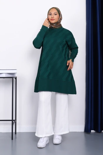 Zümrüt Yeşili Kol Düğmeli Soğuk İplik Triko Tunik