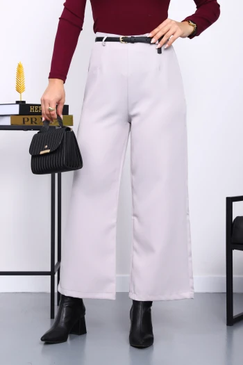 Bej Kemerli Yan Fermuarlı Pantolon