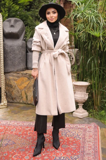 Bej Kolları Örgü Detaylı Angora Kaban