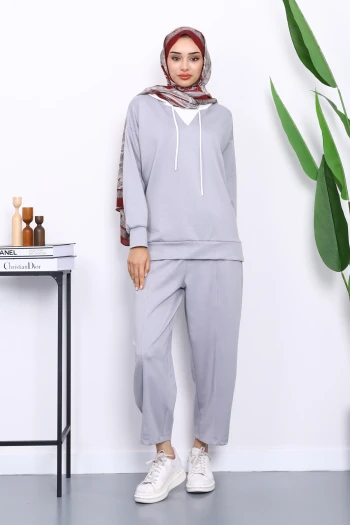 Gri Kapşonlu Tunik Pantolonlu Takım