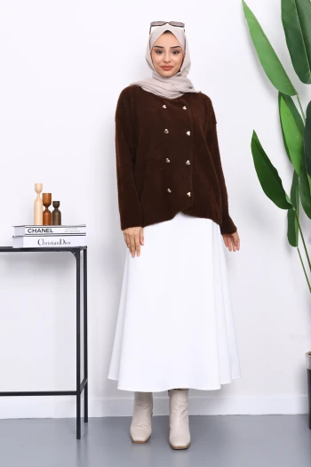 Kahverengi Kalp Düğme Detaylı Angora Yumoş Triko Hırka