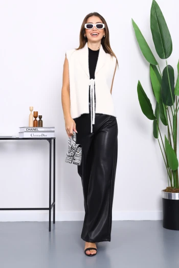 Krem Ön Bağlamalı Kısa Angora Yumoş Yelek