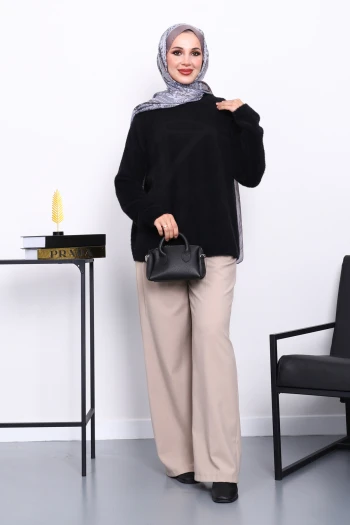 Siyah Bisiklet Yaka Desenli Angora Yumoş Triko Kazak